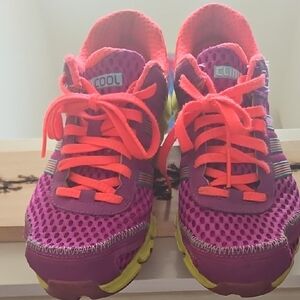 Womens size 7 Purple and Orange Adidas clima cool running Sneakers